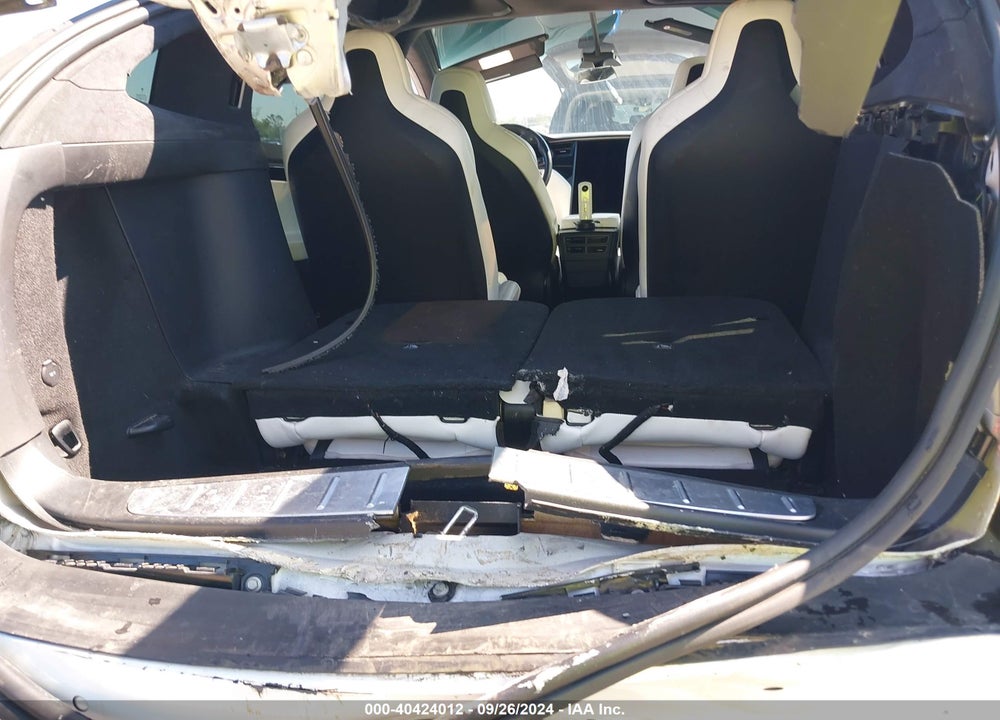 2018 TESLA MODEL X 100D/75D/P100D VIN: 5YJXCBE2XJF144816
