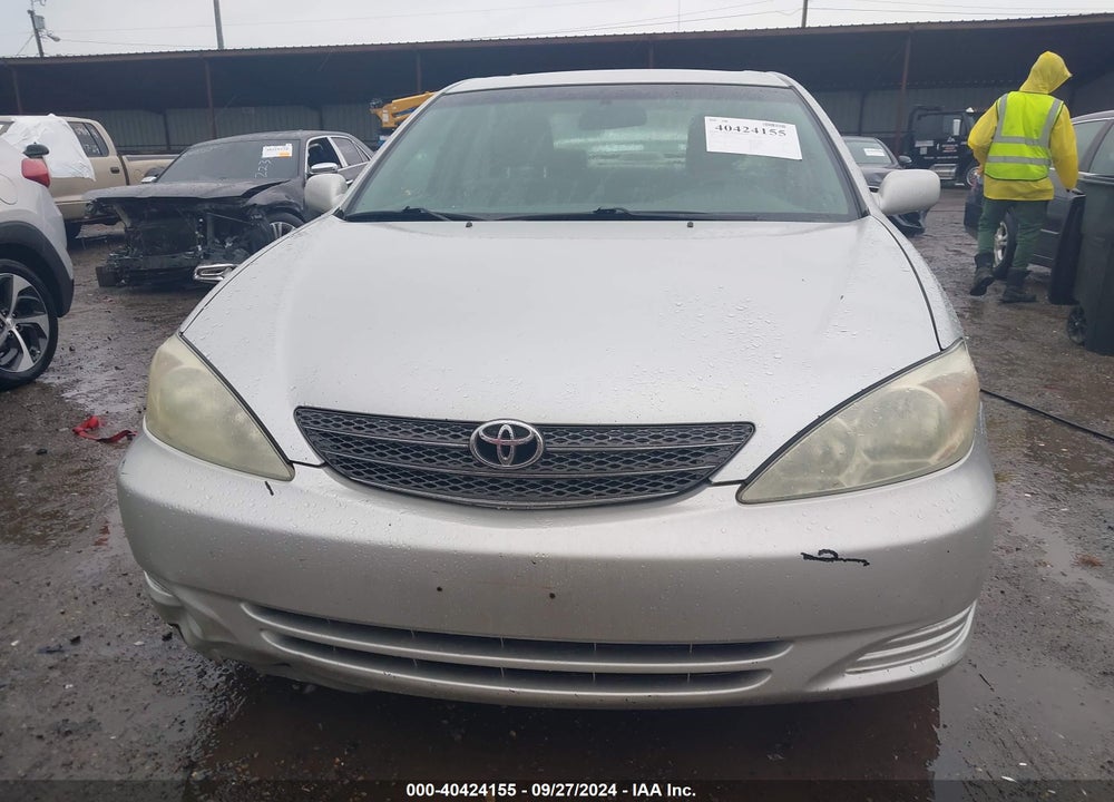 2004 TOYOTA CAMRY LE VIN: 4T1BE32K84U293814