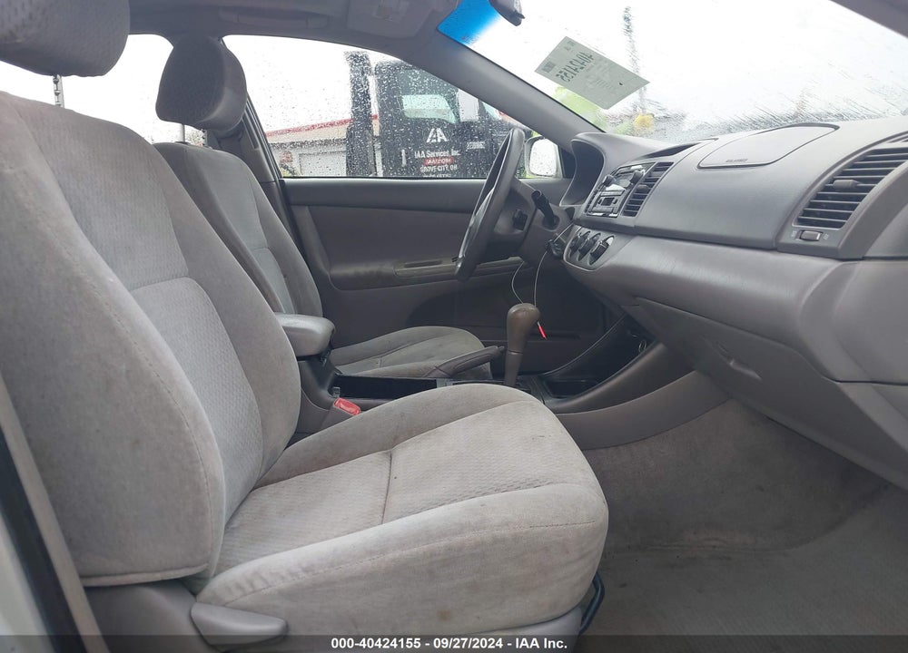 2004 TOYOTA CAMRY LE VIN: 4T1BE32K84U293814
