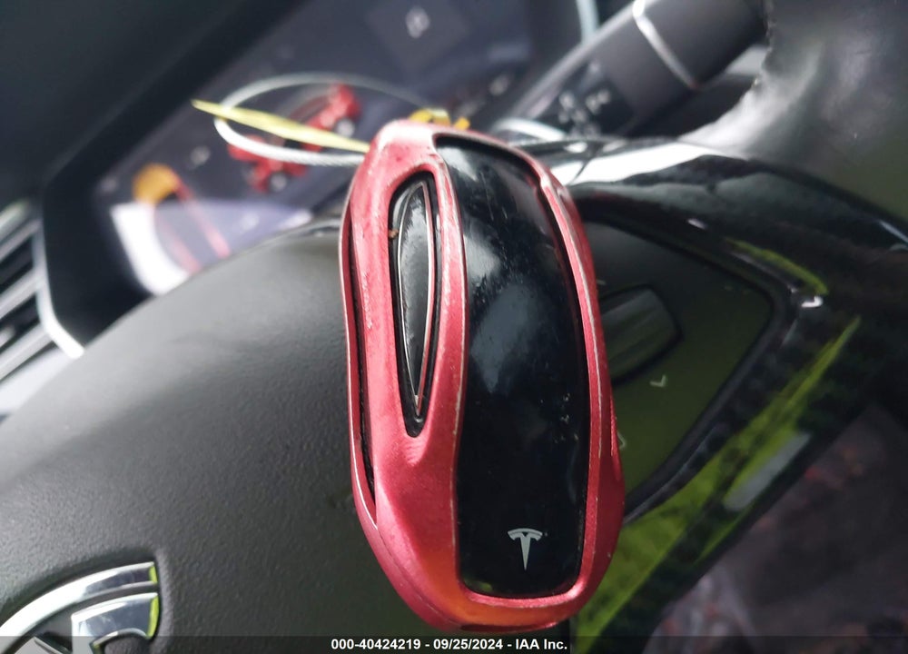 2016 TESLA MODEL X 60D/70D/75D/90D VIN: 5YJXCDE28GF026123