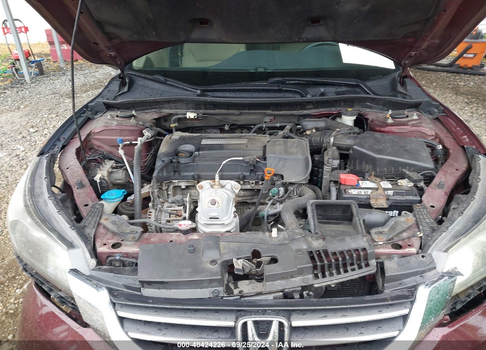 2015 HONDA ACCORD LX VIN: 1HGCR2F31FA014378
