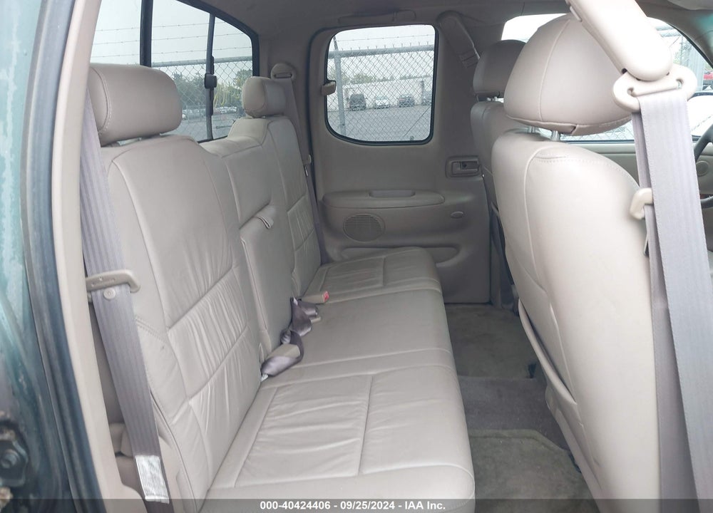 2000 TOYOTA TUNDRA LTD V8 VIN: 5TBBT4819YS122412