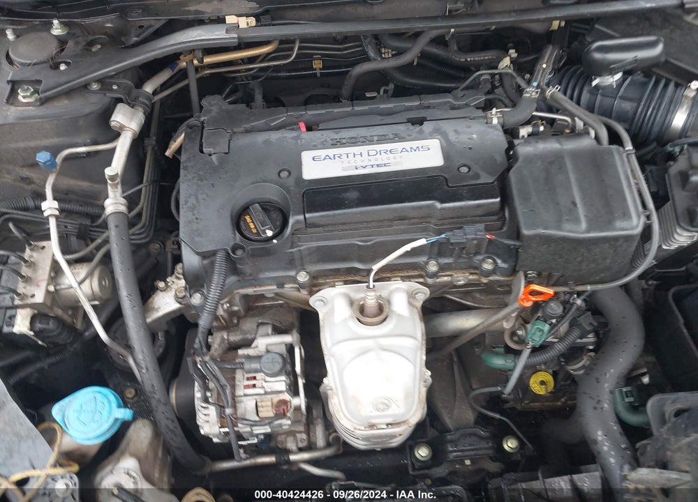 2015 HONDA ACCORD EX-L VIN: 1HGCR2F84FA009610