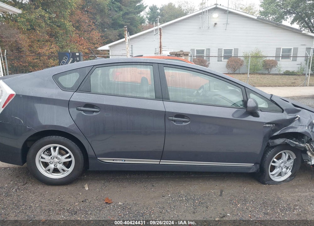 2011 TOYOTA PRIUS THREE VIN: JTDKN3DU0B0323024