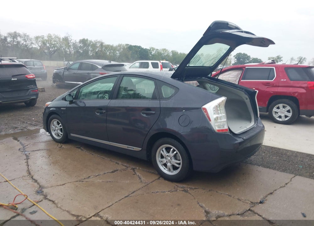 2011 TOYOTA PRIUS THREE VIN: JTDKN3DU0B0323024
