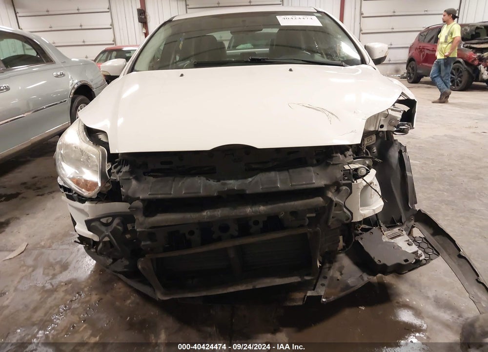 2013 FORD FOCUS SE VIN: 1FADP3F2XDL138520