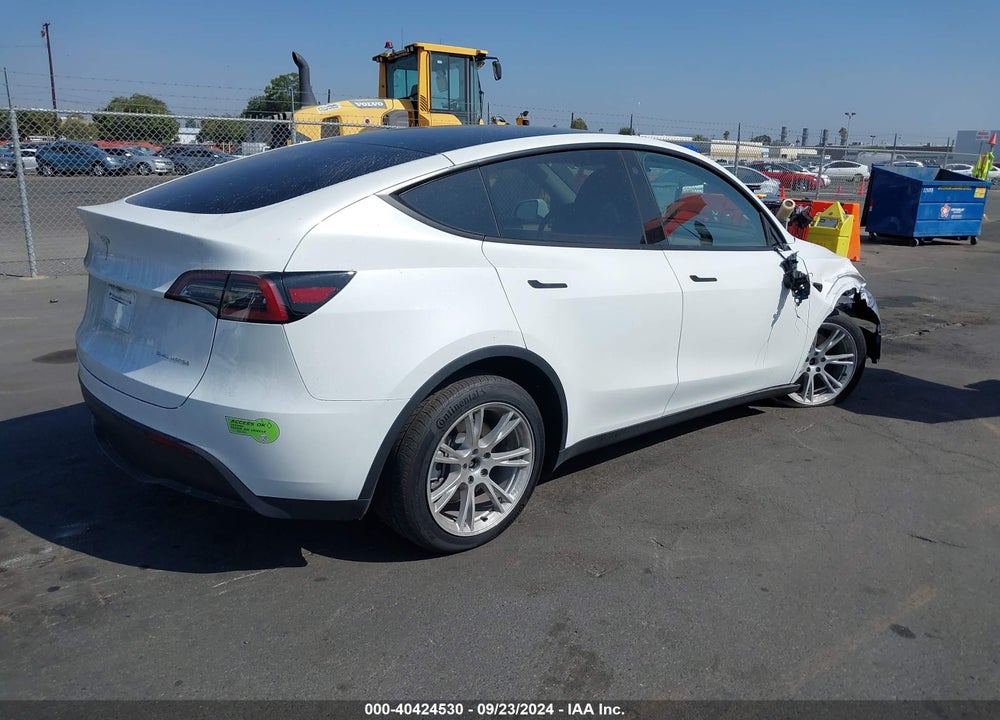 2023 TESLA MODEL Y AWD/LONG RANGE DUAL MOTOR ALL-WHEEL DRIVE VIN: 7SAYGDEEXPA083359