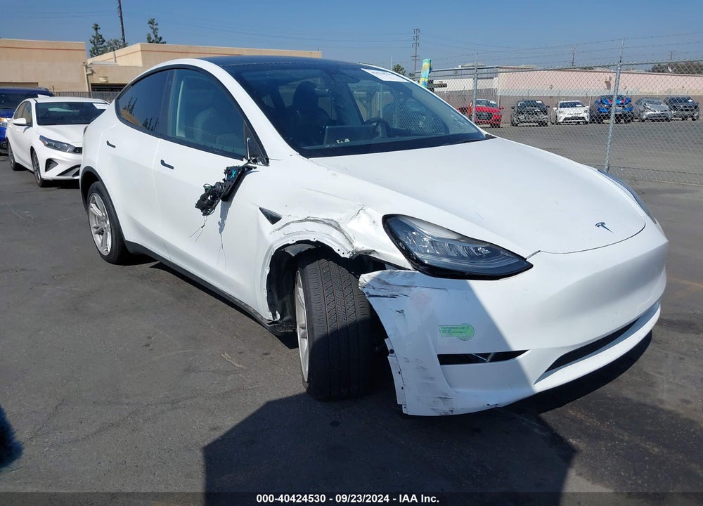 2023 TESLA MODEL Y AWD/LONG RANGE DUAL MOTOR ALL-WHEEL DRIVE VIN: 7SAYGDEEXPA083359