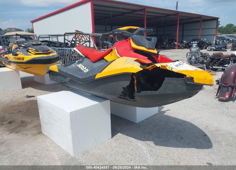 2022 SEADOO SPARK VIN: YDV96505B222