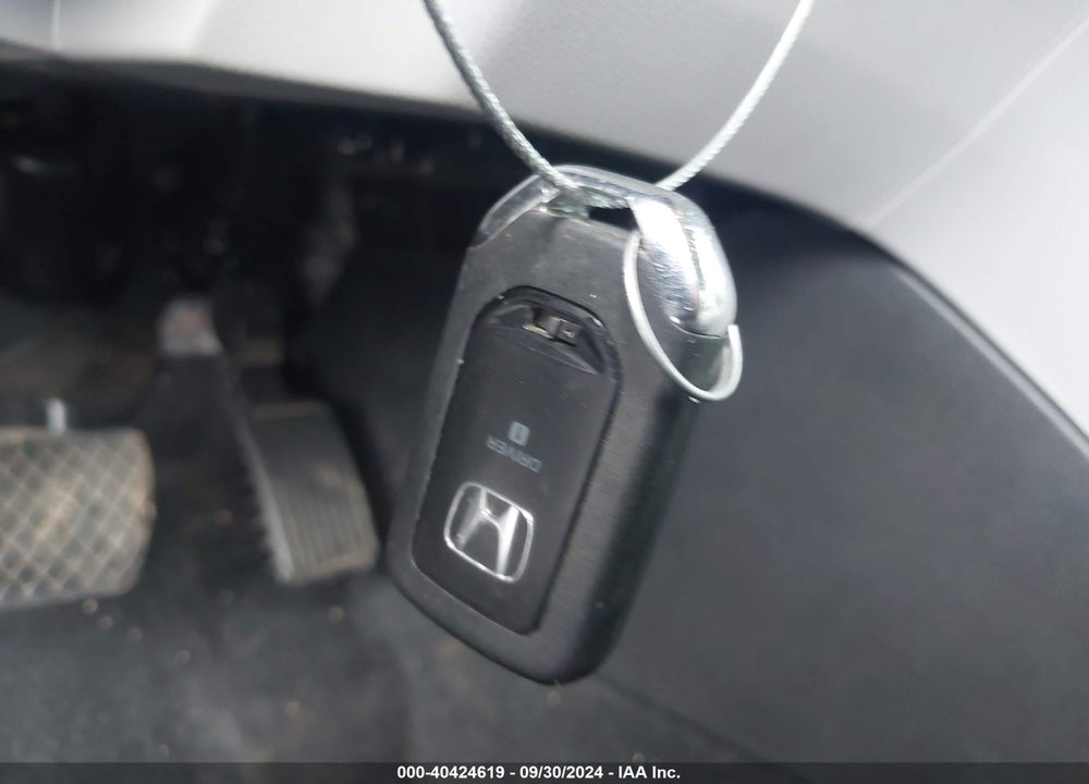 2016 HONDA ACCORD EX-L V-6 VIN: 1HGCR3F8XGA033093