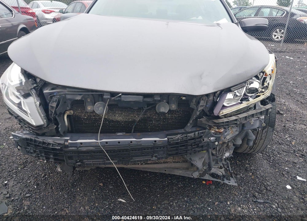 2016 HONDA ACCORD EX-L V-6 VIN: 1HGCR3F8XGA033093