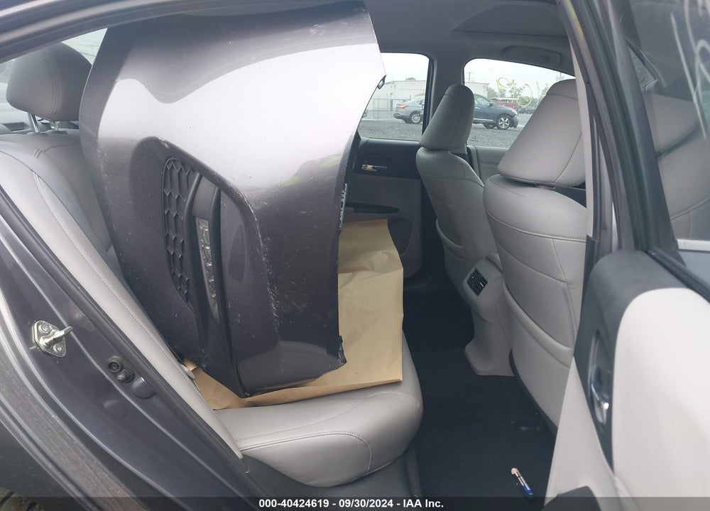 2016 HONDA ACCORD EX-L V-6 VIN: 1HGCR3F8XGA033093