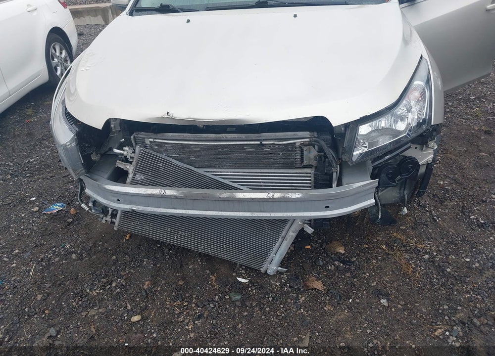 2014 CHEVROLET CRUZE 1LT AUTO VIN: 1G1PC5SB6E7214824