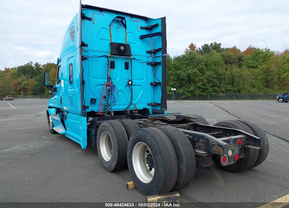 2016 FREIGHTLINER CASCADIA 125 VIN: 3AKJGLD53GSGX9696