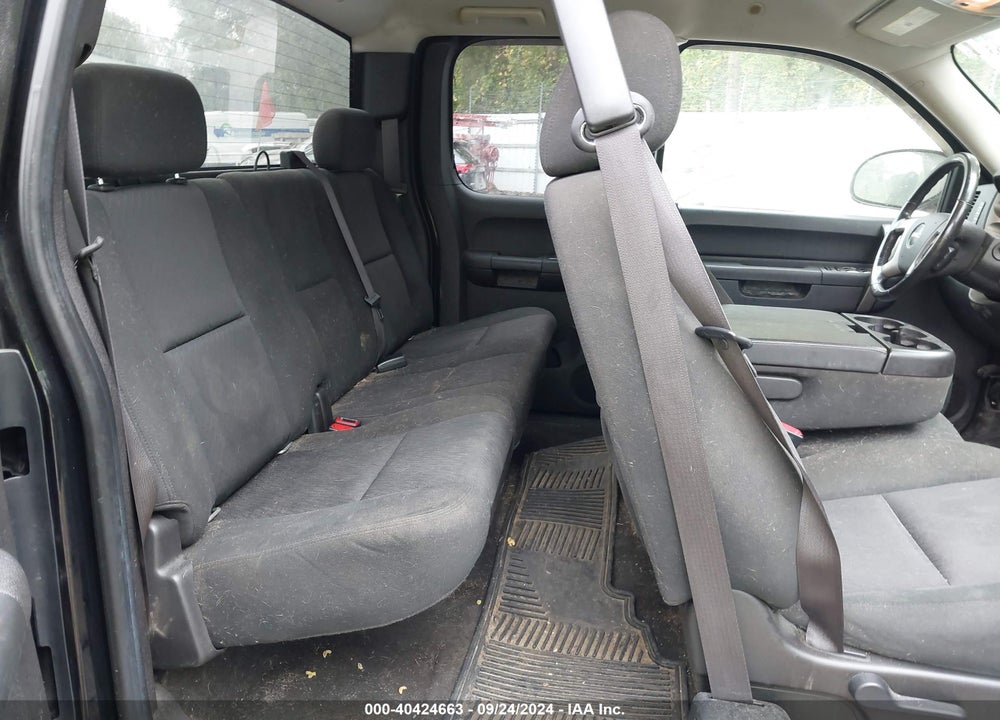 2011 GMC SIERRA 1500 SLE VIN: 1GTR2VE37BZ401190