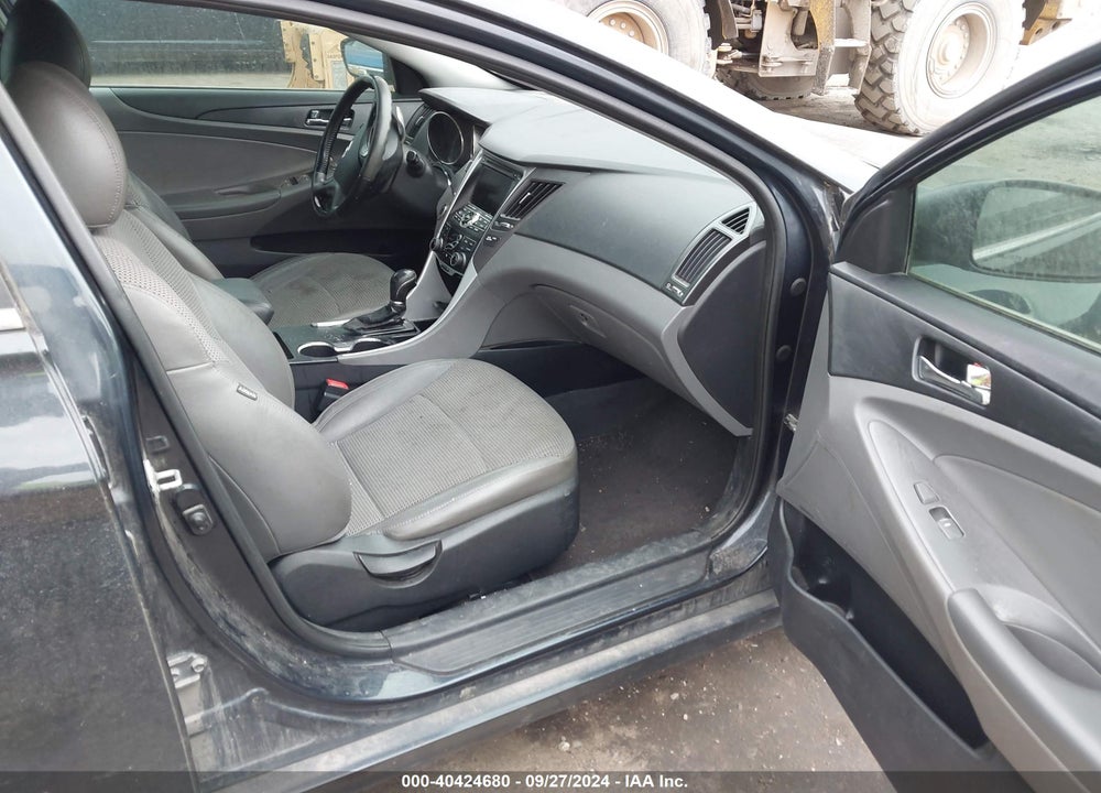 2012 HYUNDAI SONATA SE 2.0T VIN: 5NPEC4AB5CH418551