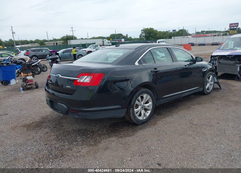 2010 FORD TAURUS SEL VIN: 1FAHP2EW2AG111042
