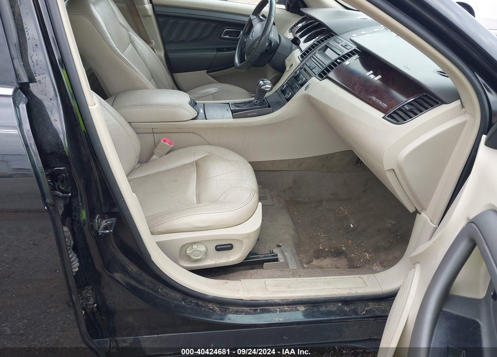 2010 FORD TAURUS SEL VIN: 1FAHP2EW2AG111042