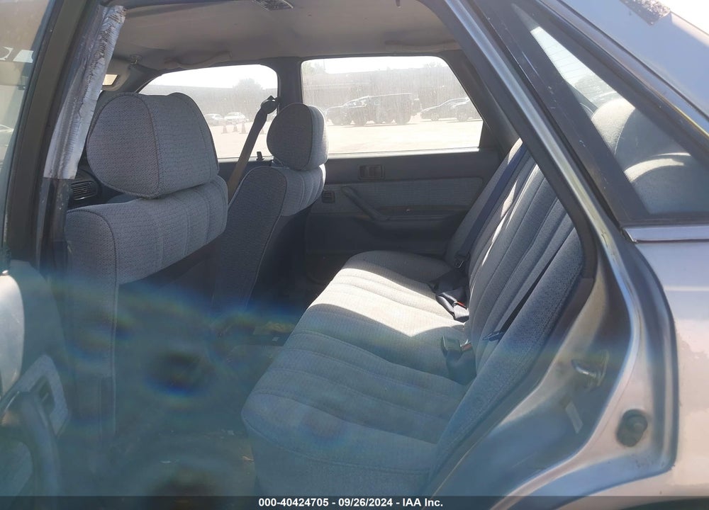 1989 TOYOTA CAMRY DLX VIN: JT2SV21J5K0016882