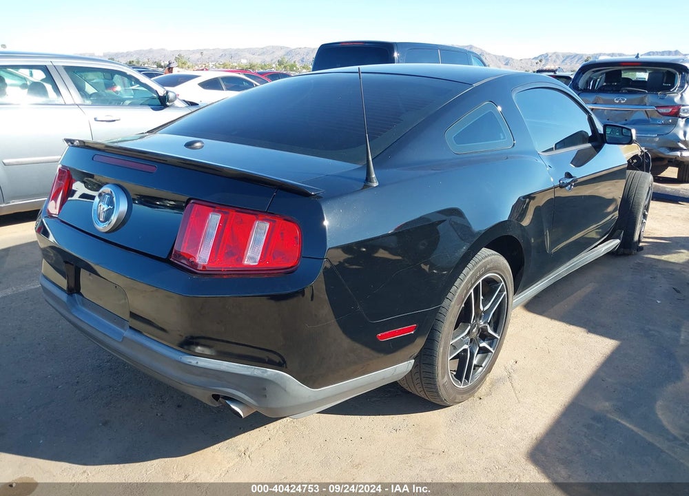 2011 FORD MUSTANG V6 PREMIUM VIN: 1ZVBP8AM6B5156308