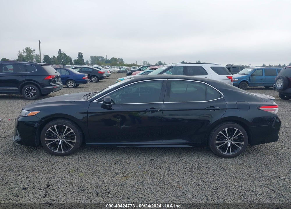 2018 TOYOTA CAMRY SE VIN: JTNB11HK8J3017223