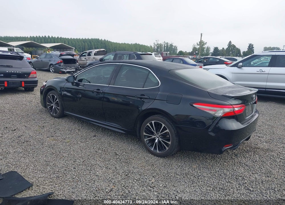 2018 TOYOTA CAMRY SE VIN: JTNB11HK8J3017223
