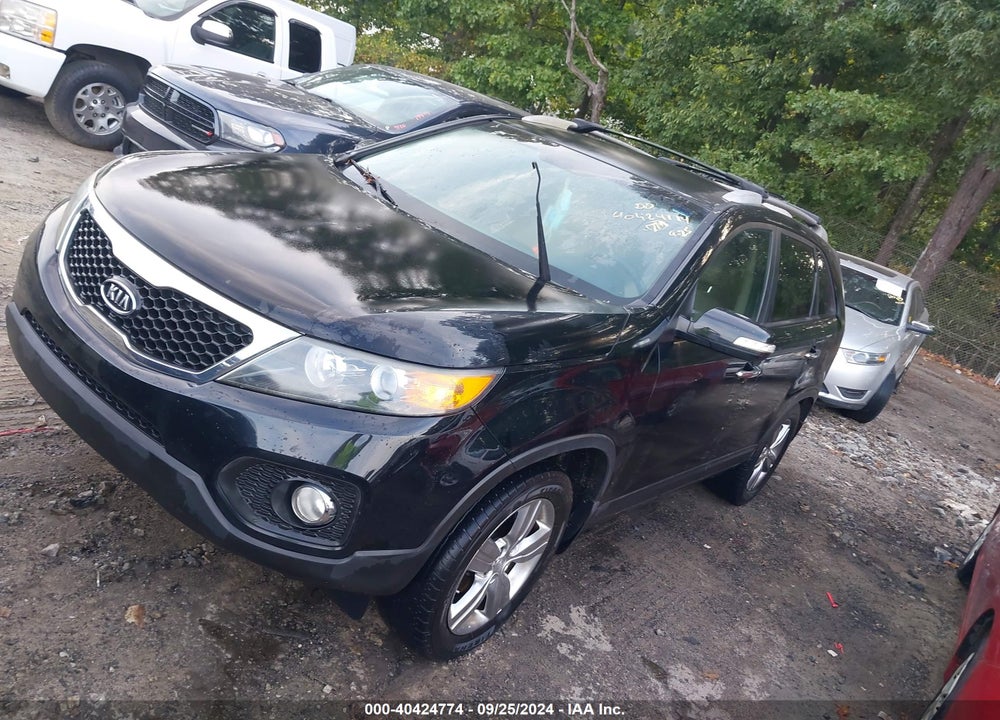 2013 KIA SORENTO EX VIN: 5XYKU3A62DG325315