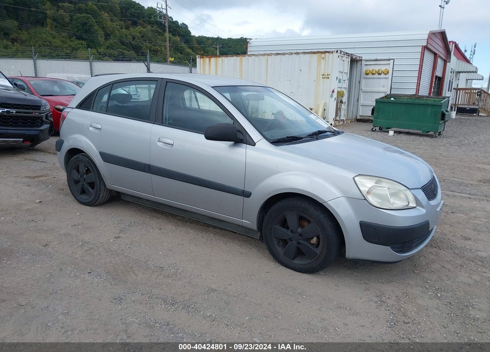 2008 KIA RIO5 SX VIN: KNADE163286322588