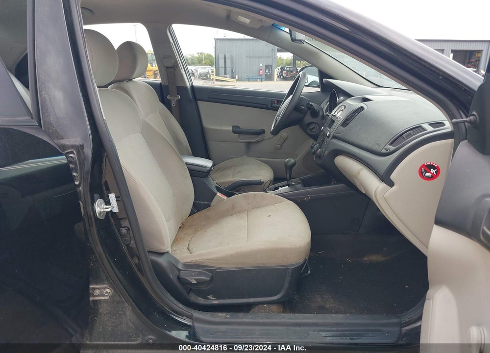 2010 KIA FORTE LX VIN: KNAFT4A26A5854663