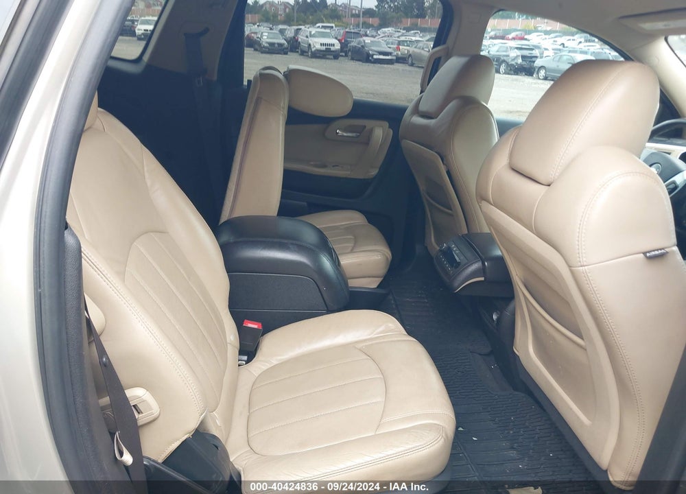 2011 CHEVROLET TRAVERSE LTZ VIN: 1GNKRLED2BJ194868