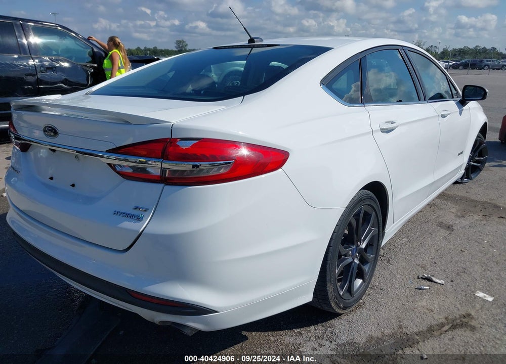 2018 FORD FUSION HYBRID SE VIN: 3FA6P0LU4JR168848