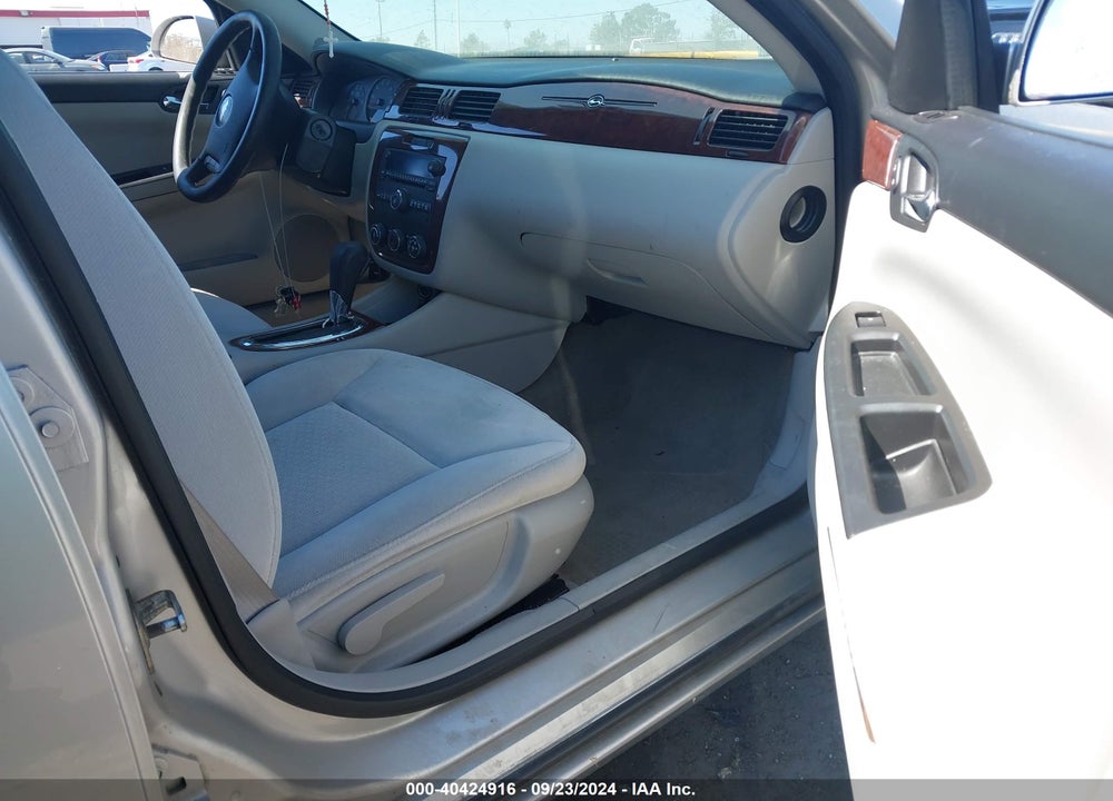 2008 CHEVROLET IMPALA LS VIN: 2G1WB58K481317053
