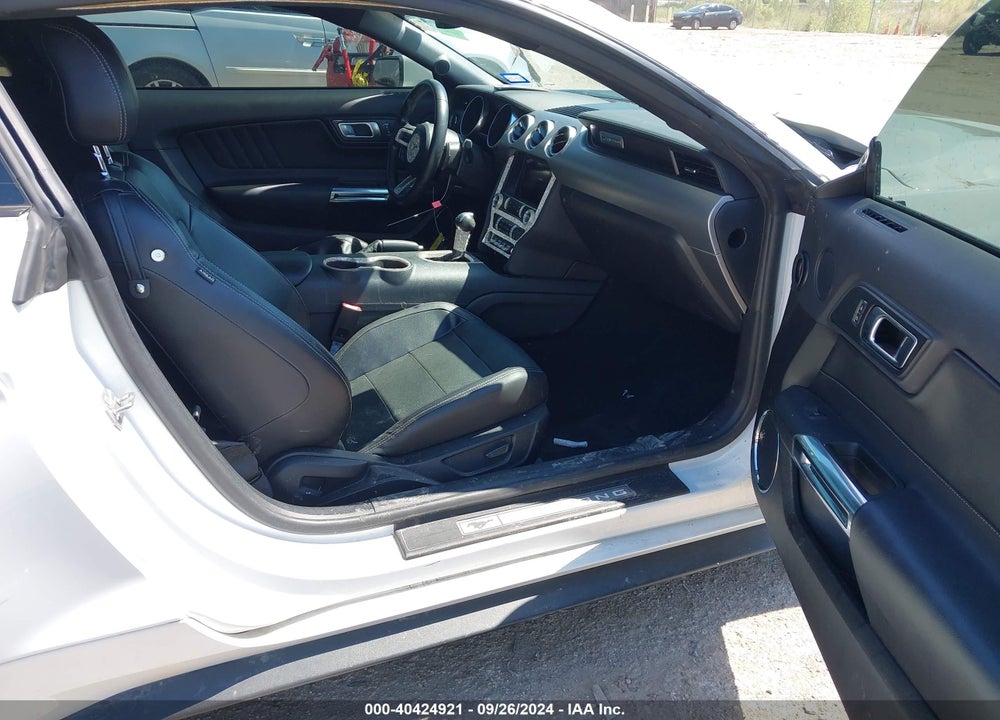 2022 FORD MUSTANG GT PREMIUM FASTBACK VIN: 1FA6P8CF4N5105581