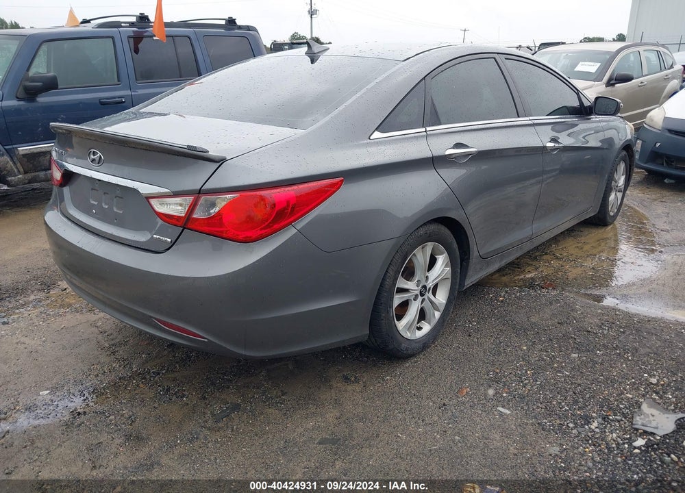2011 HYUNDAI SONATA LIMITED VIN: 5NPEC4AC3BH291838