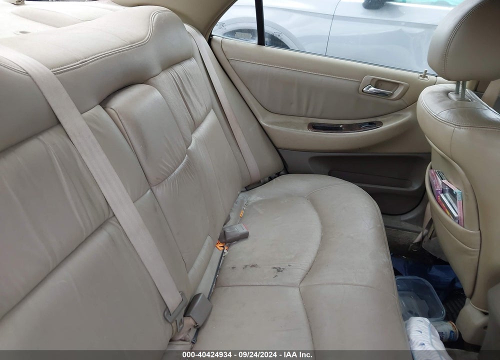 2002 HONDA ACCORD 2.3 EX/2.3 SE VIN: 1HGCG66802A136653