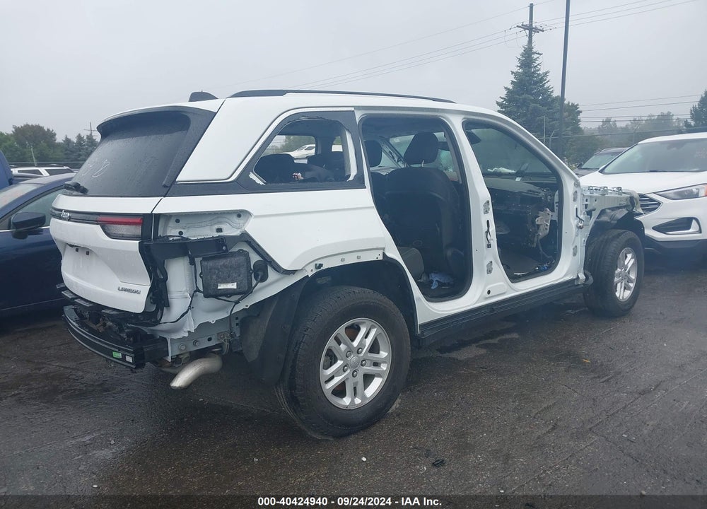 2022 JEEP GRAND CHEROKEE LAREDO 4X4 VIN: 1C4RJHAG7N8635658