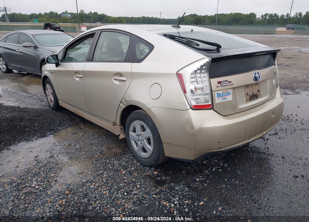 2011 TOYOTA PRIUS TWO VIN: JTDKN3DU9B0279556