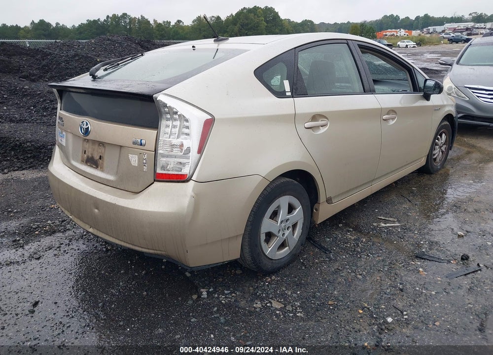 2011 TOYOTA PRIUS TWO VIN: JTDKN3DU9B0279556