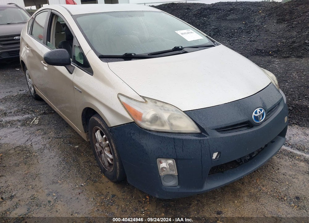 2011 TOYOTA PRIUS TWO VIN: JTDKN3DU9B0279556