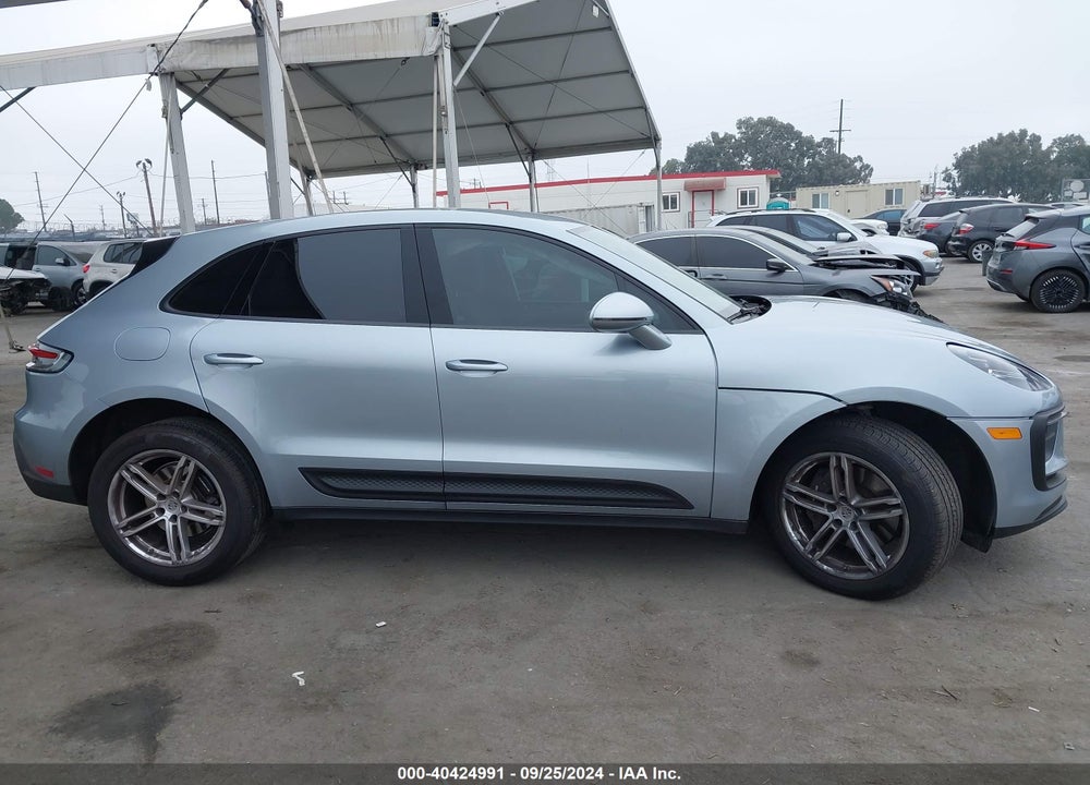 2022 PORSCHE MACAN VIN: WP1AA2A58NLB08524