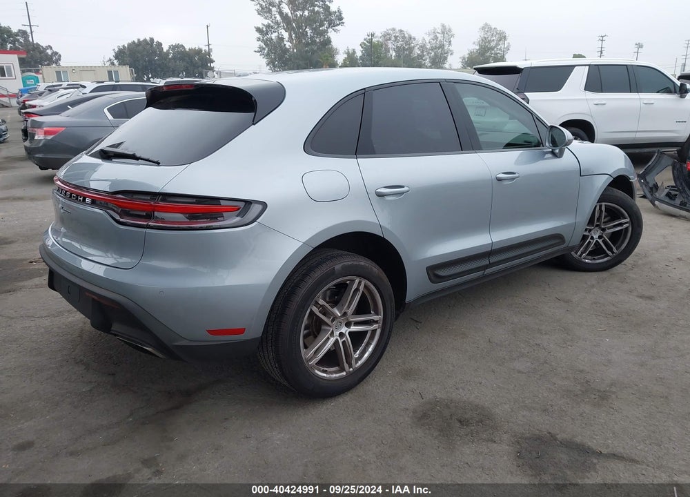 2022 PORSCHE MACAN VIN: WP1AA2A58NLB08524