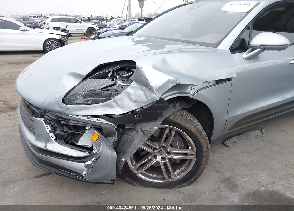 2022 PORSCHE MACAN VIN: WP1AA2A58NLB08524