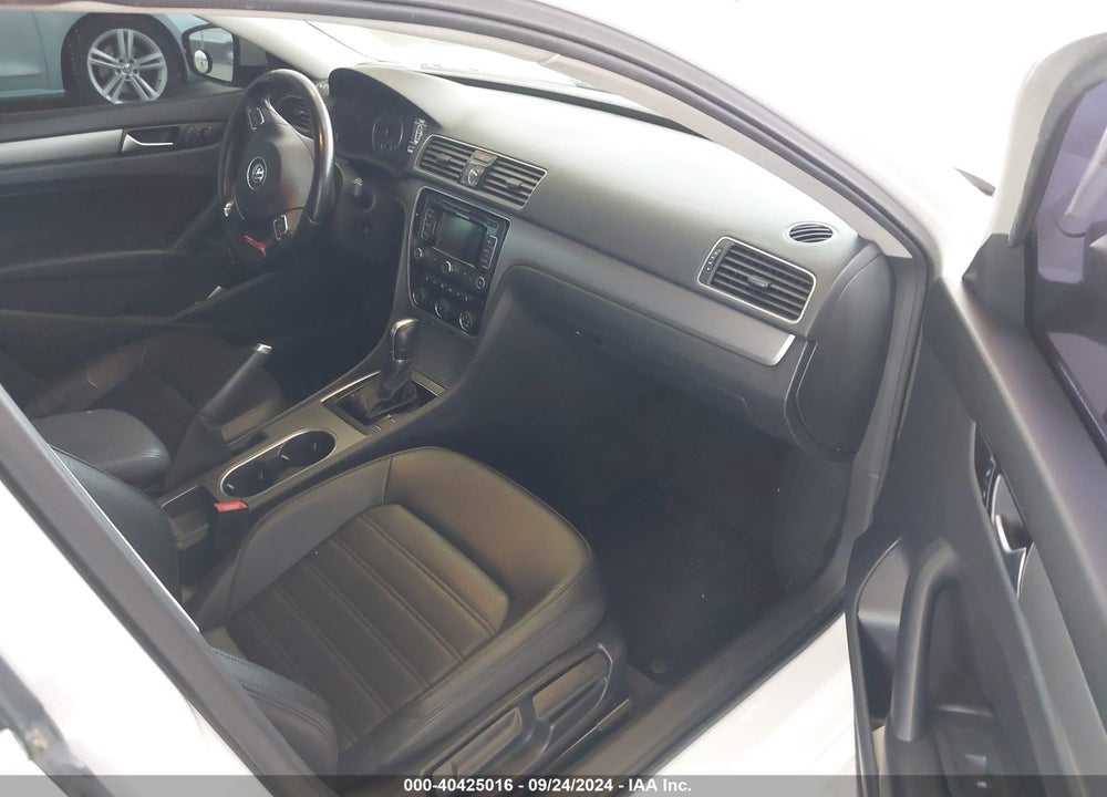 2015 VOLKSWAGEN PASSAT 1.8T LIMITED EDITION/1.8T SE/1.8T SPORT VIN: 1VWBT7A35FC072446
