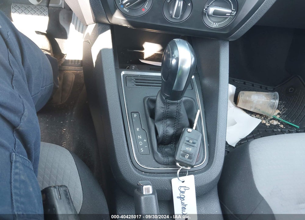 2017 VOLKSWAGEN JETTA 1.4T S VIN: 3VW2B7AJ4HM235963