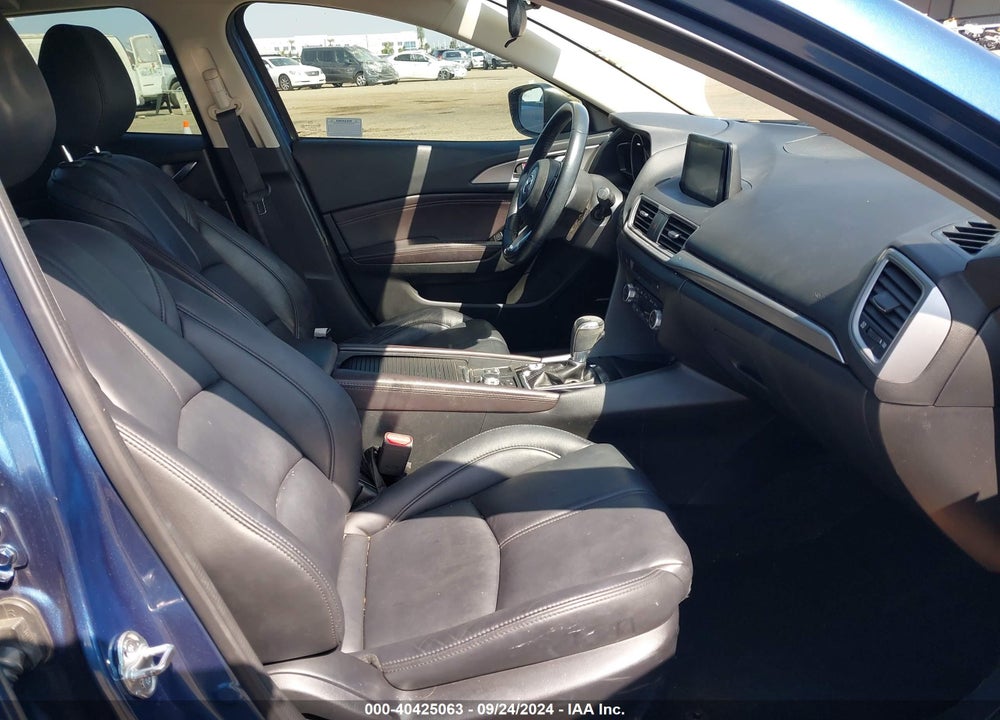 2017 MAZDA 3 TOURING VIN: JM1BN1V73H1100170