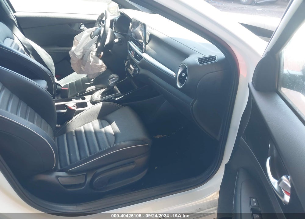 2023 KIA FORTE GT LINE VIN: 3KPF54AD2PE634240