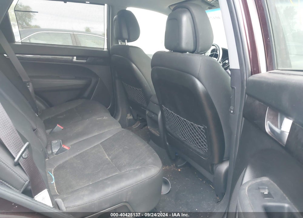 2014 KIA SORENTO LX VIN: 5XYKTCA6XEG473071