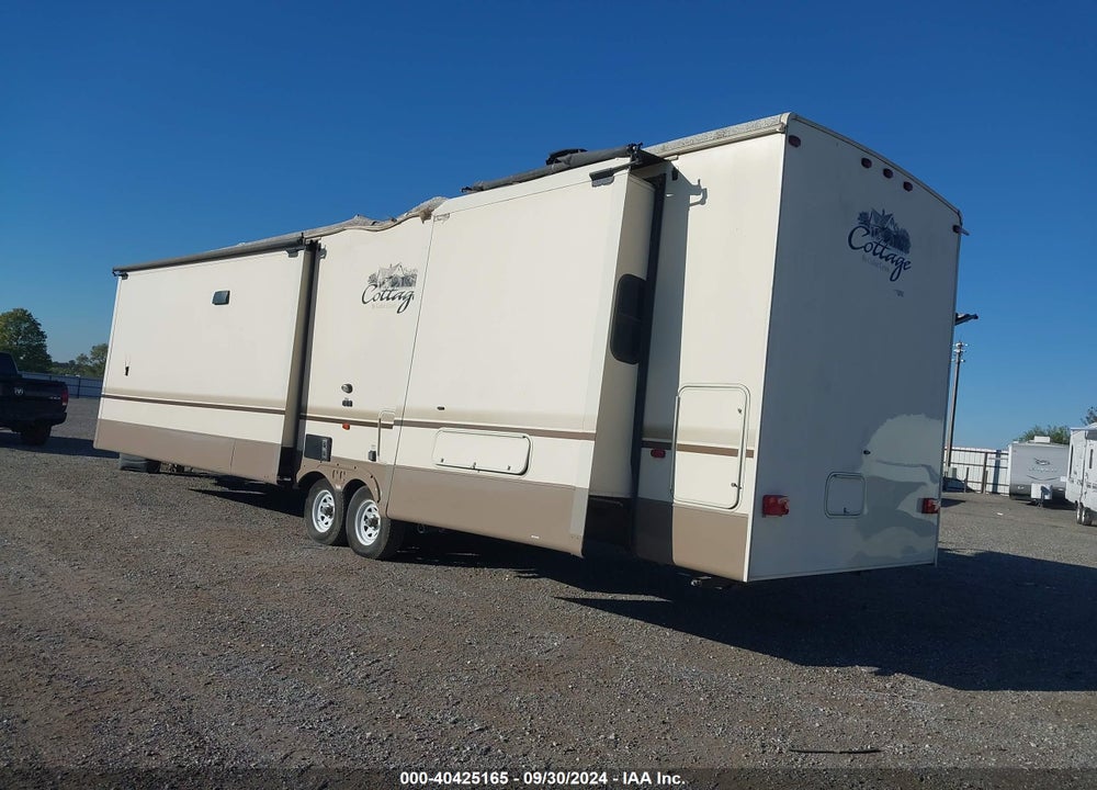 2016 CEDAR CREEK COTTAGE VIN: 4X4TCRS20GS214373