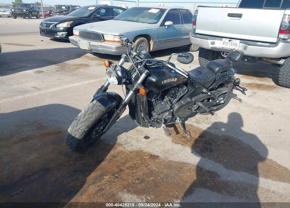 2023 INDIAN MOTORCYCLE CO. SCOUT BOBBER SIXTY VIN: 56KMTB114P3192795