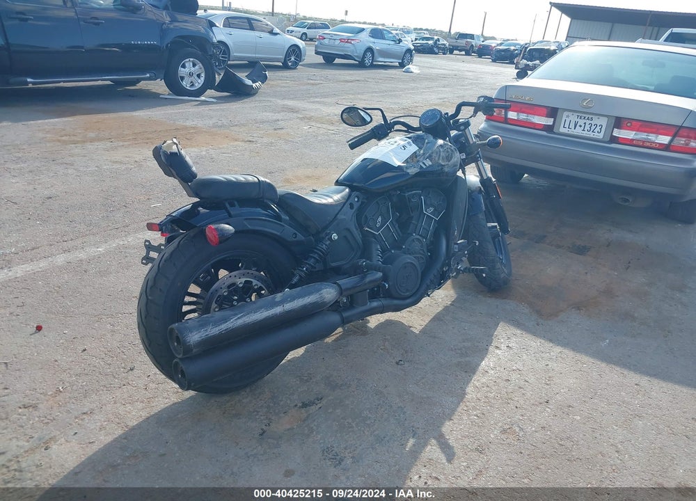 2023 INDIAN MOTORCYCLE CO. SCOUT BOBBER SIXTY VIN: 56KMTB114P3192795